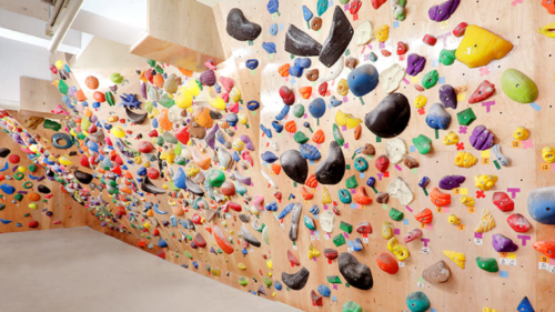 埼玉県のクライミング施設「NOBOROCK（ノボロック） 大宮店」