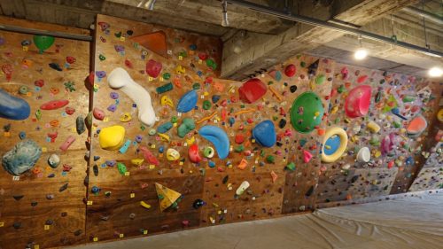 千葉県のクライミング施設「BEAKS（ビークス） クライミングスタジオ」