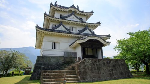 愛媛県のクライミング施設「宇和島クライミングジム」