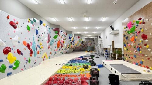 岐阜県のクライミング施設「C-HOLIQ（シーホリック）」